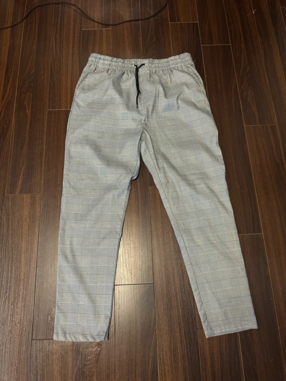 Rue21 Men's Light Gray Plaid Drawstring Pants